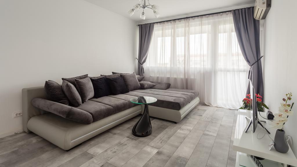Bright House Apartment Bucharest Luaran gambar